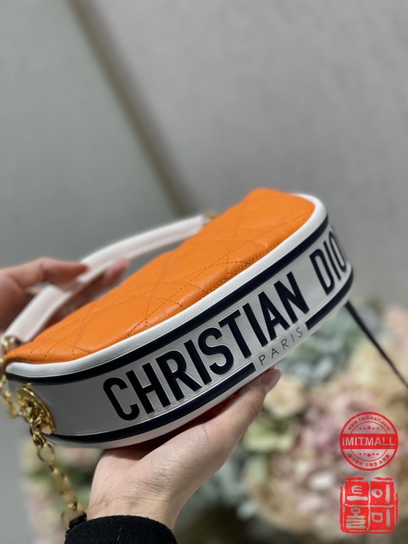 dior_xxxxx_big_00003.jpg
