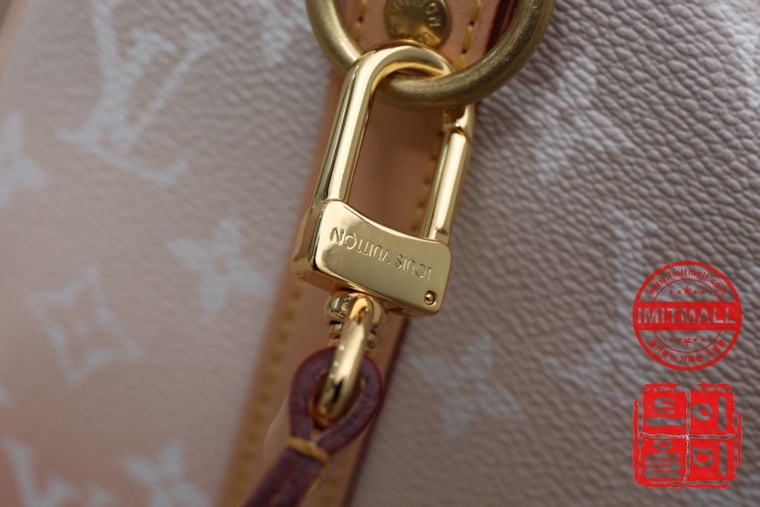 louis_vuitton_xxxxx_big_00006.jpg