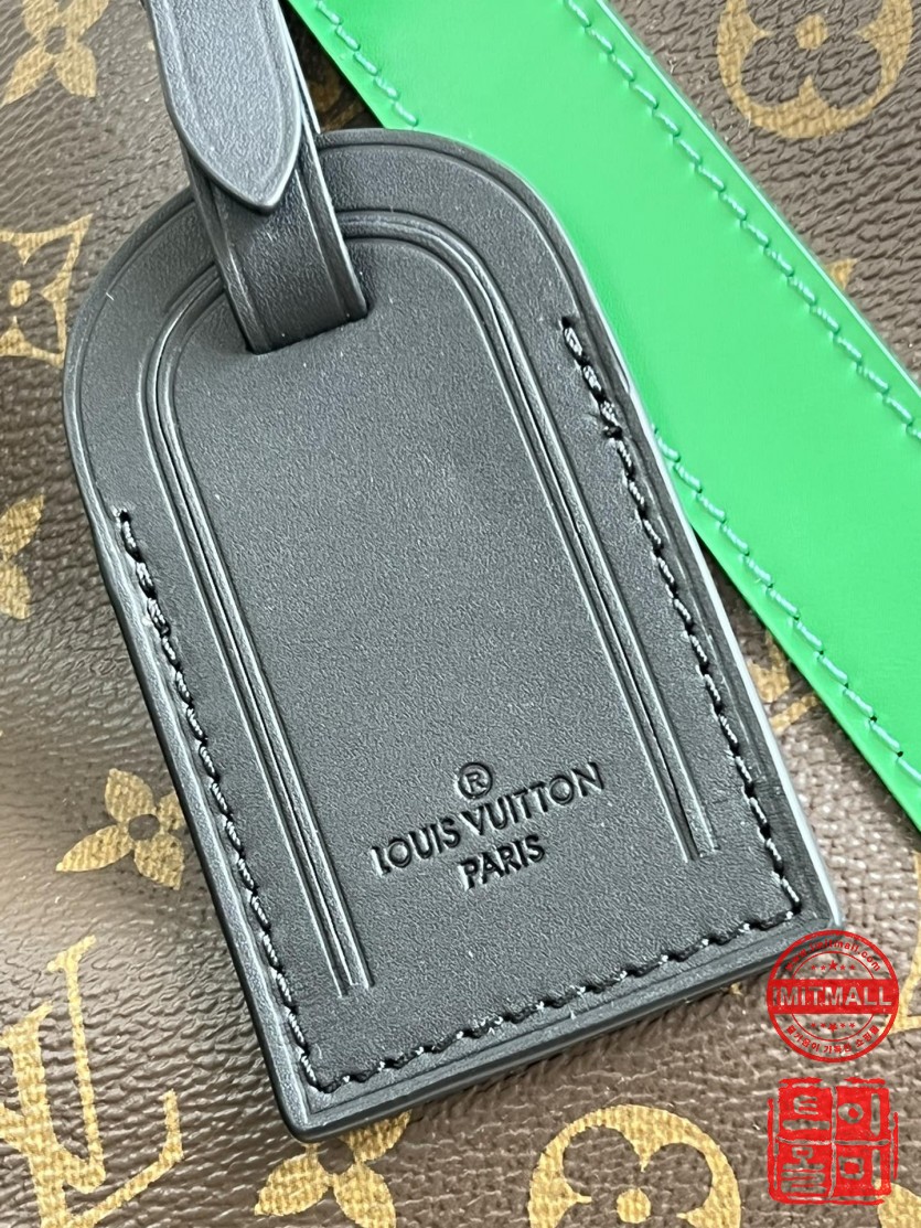 louis_vuitton_xxxxx_big_00003.jpg