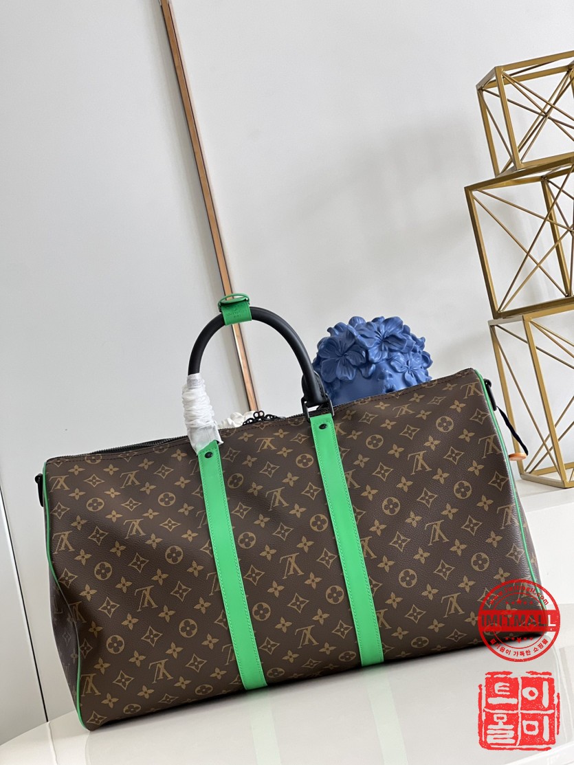 louis_vuitton_xxxxx_big_00006.jpg