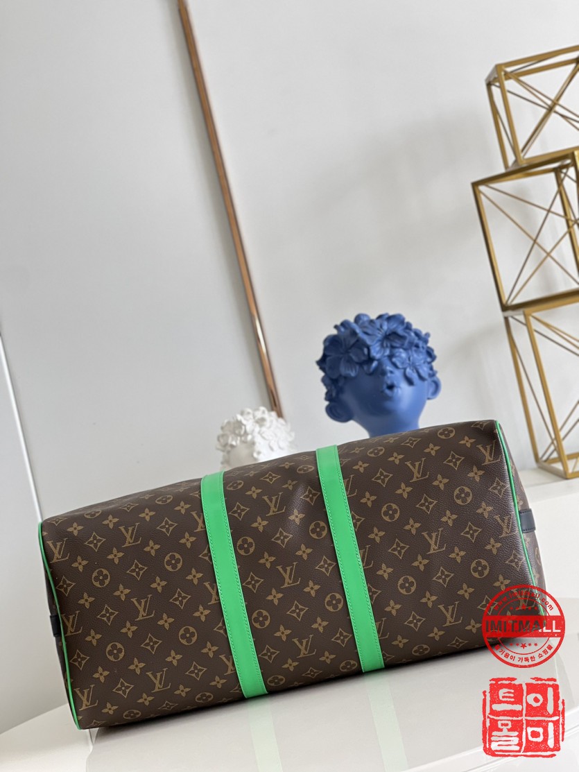 louis_vuitton_xxxxx_big_00008.jpg