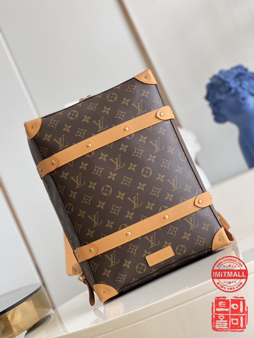 louis_vuitton_xxxxx_big_00002.jpg