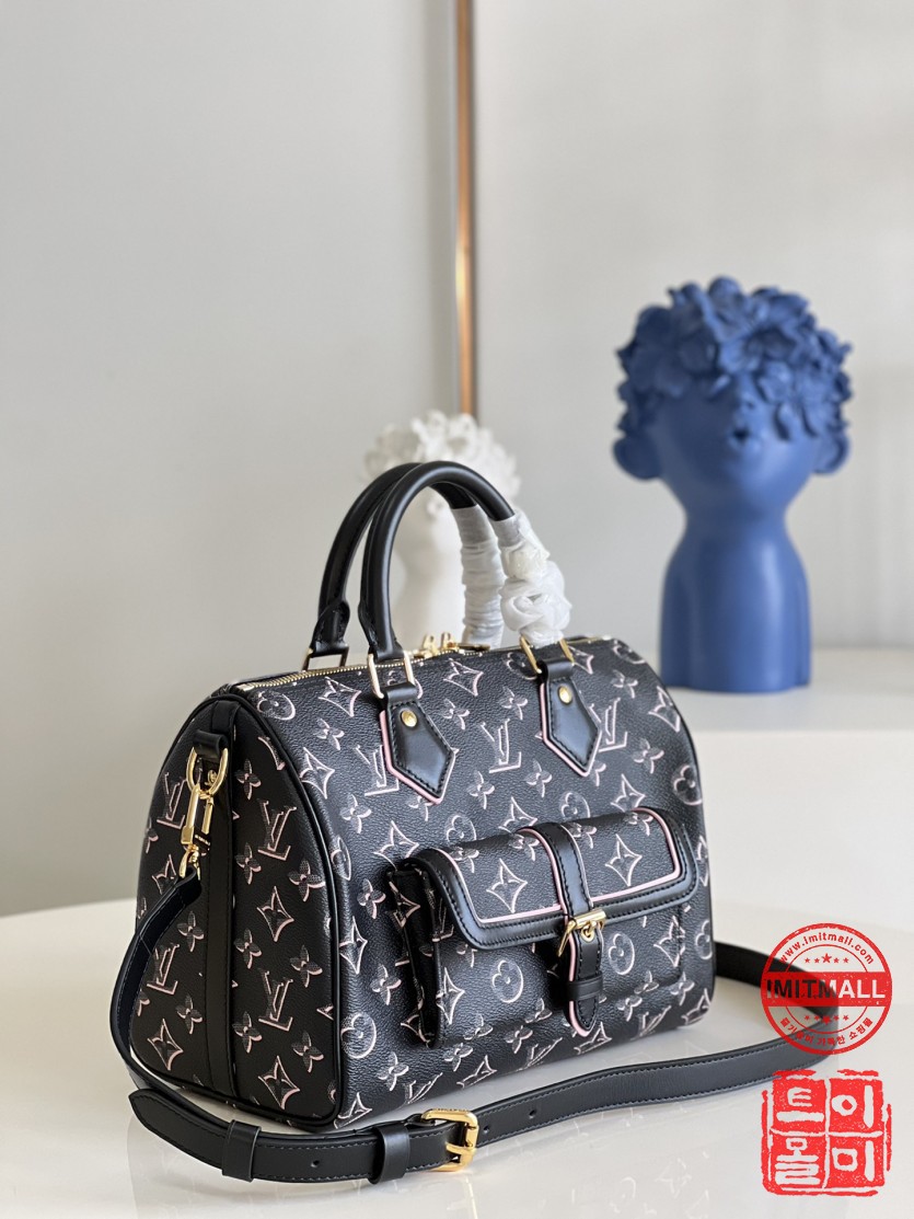 louis_vuitton_xxxxx_big_00006.jpg