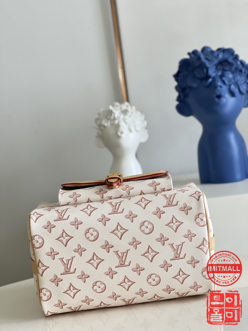 louis_vuitton_xxxxx_big_00004.jpg