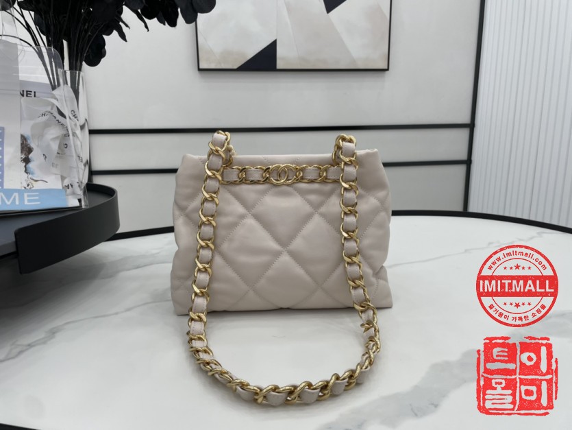 chanel_xxxxx_big_00001.jpg