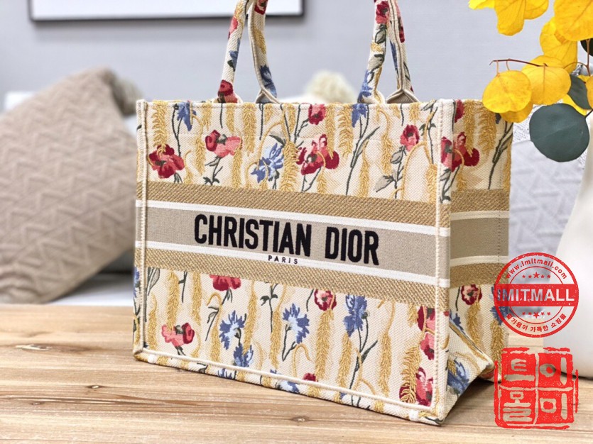 dior_xxxxx_big_00009.jpg