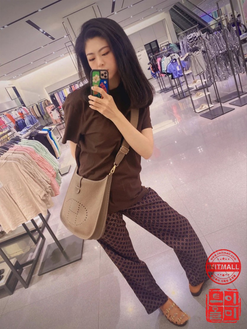 hermes_xxxxx_big_00010.jpg