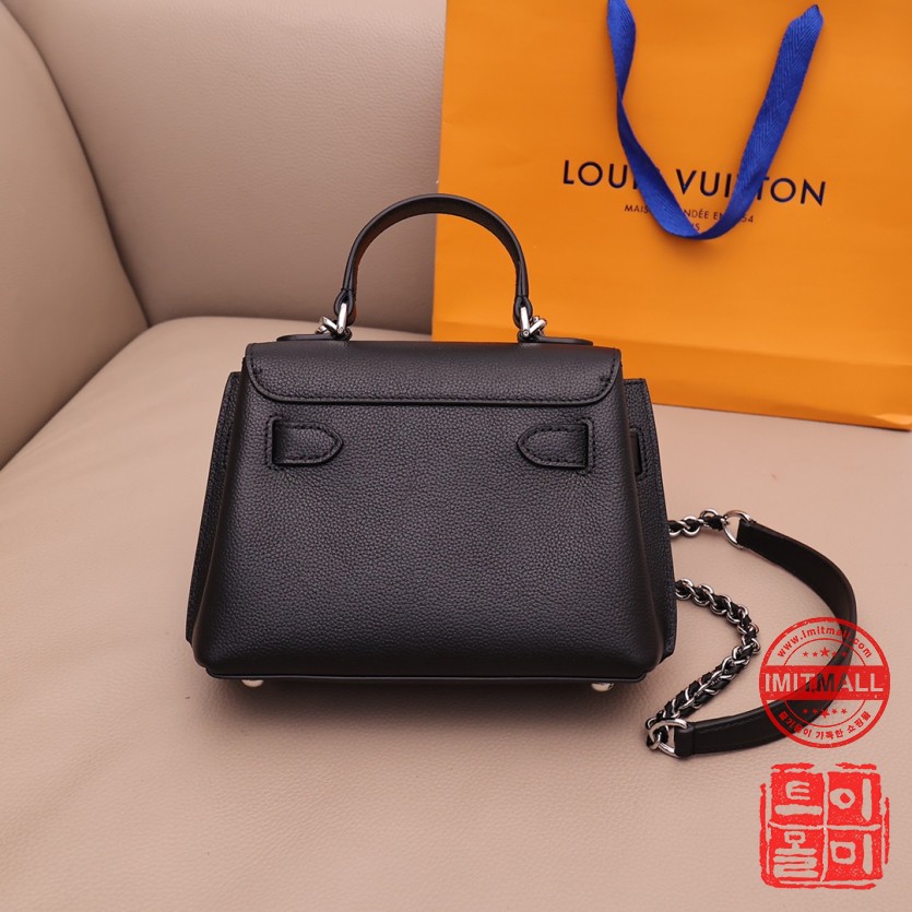 louis_vuitton_xxxxx_big_00003.jpg