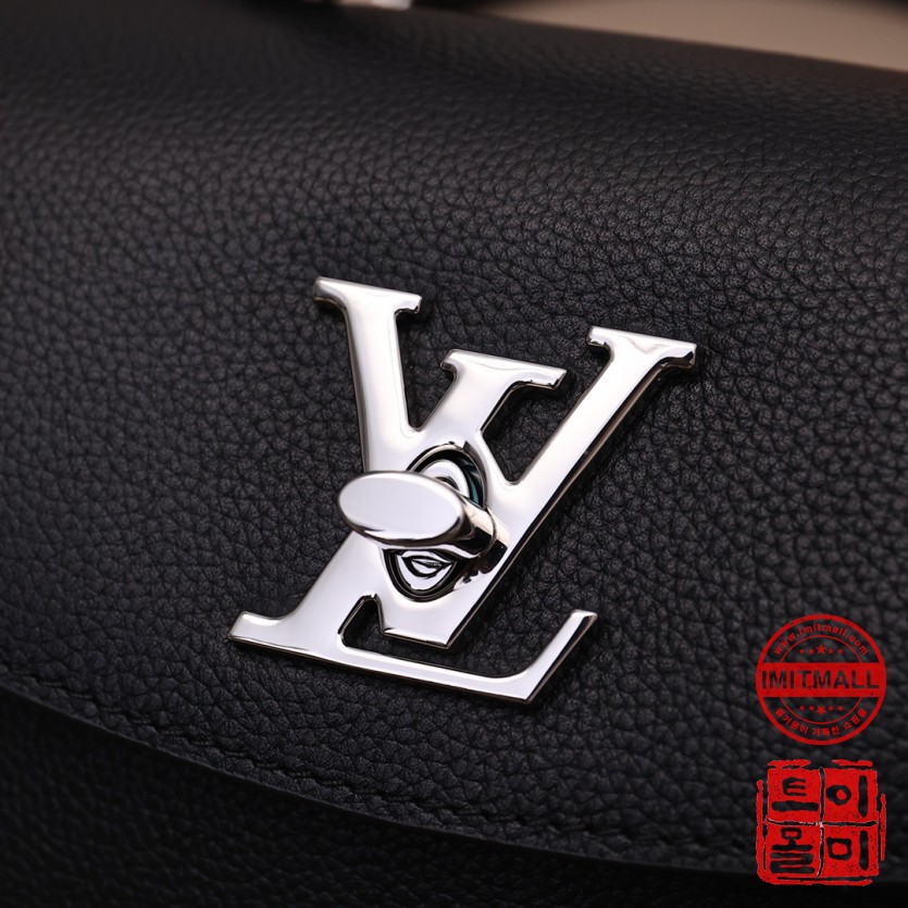 louis_vuitton_xxxxx_big_00007.jpg