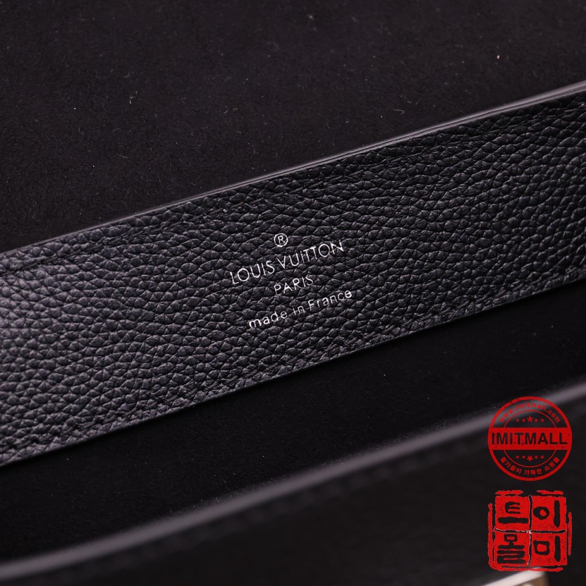 louis_vuitton_xxxxx_big_00009.jpg