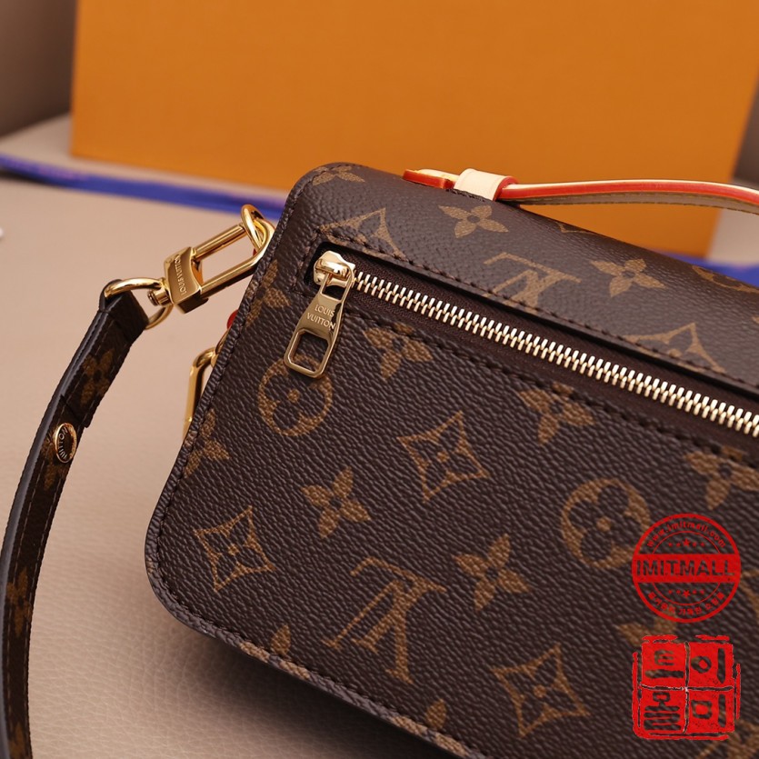 louis_vuitton_xxxxx_big_00018.jpg