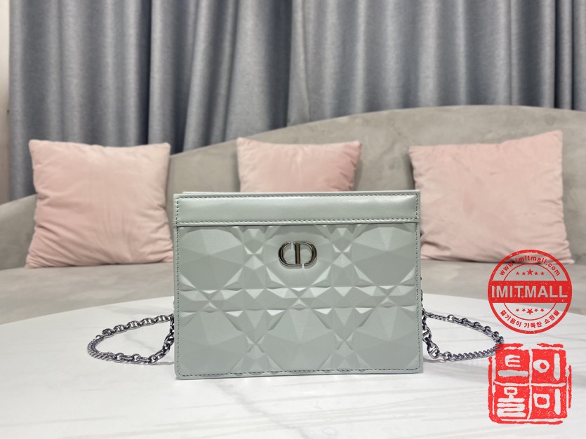 dior_xxxxx_big_00001.jpg