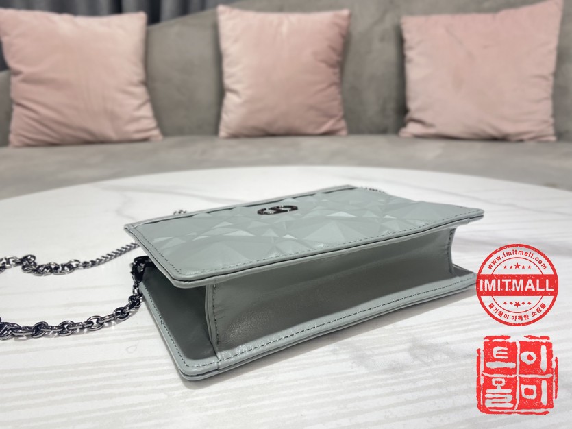 dior_xxxxx_big_00005.jpg