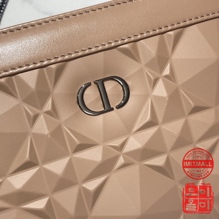 dior_xxxxx_big_00006.jpg