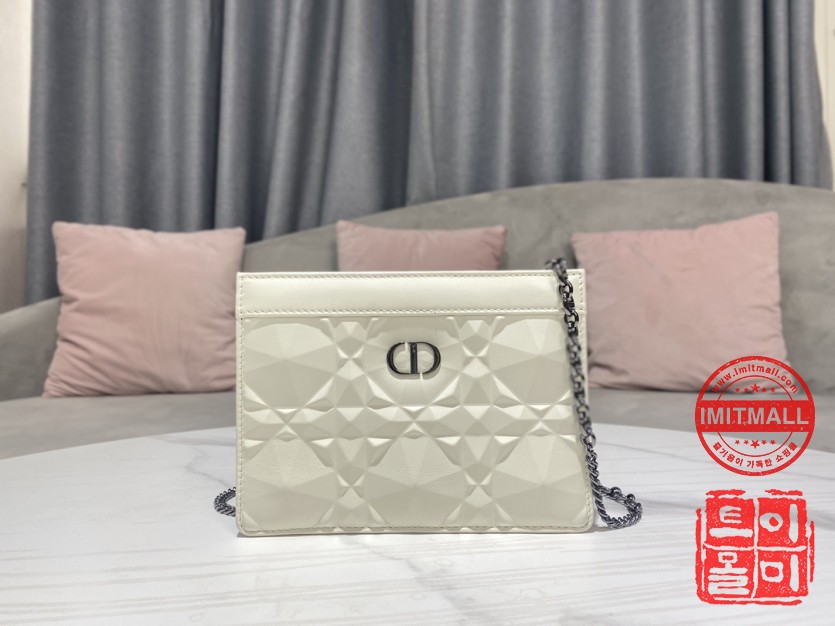 dior_xxxxx_big_00001.jpg