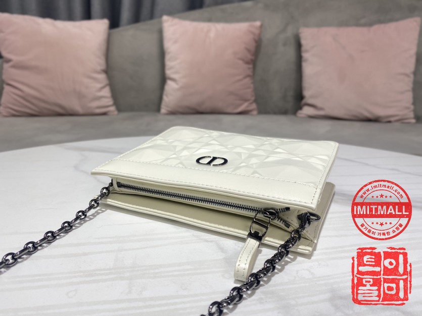 dior_xxxxx_big_00003.jpg