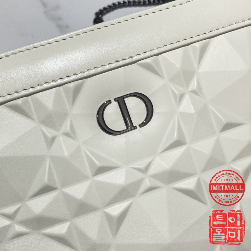 dior_xxxxx_big_00006.jpg