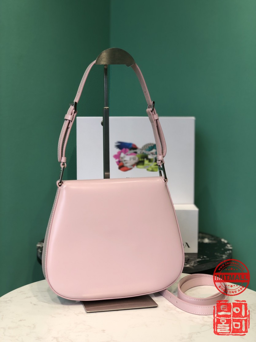 prada_xxxxx_big_00003.jpg