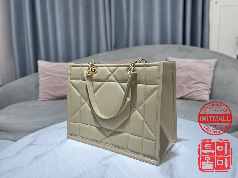 dior_xxxxx_big_00002.jpg