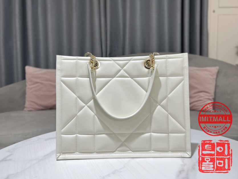 dior_xxxxx_big_00003.jpg