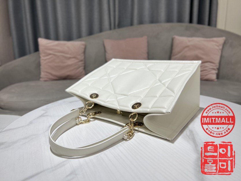 dior_xxxxx_big_00004.jpg