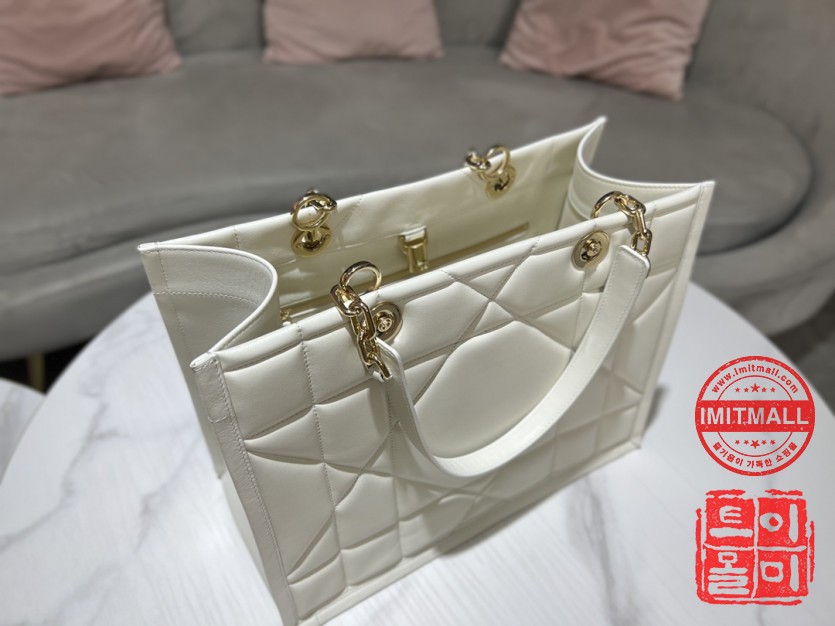 dior_xxxxx_big_00007.jpg