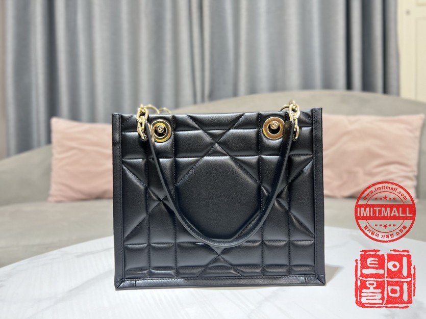 dior_xxxxx_big_00002.jpg