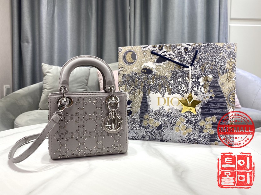 dior_xxxxx_big_00001.jpg
