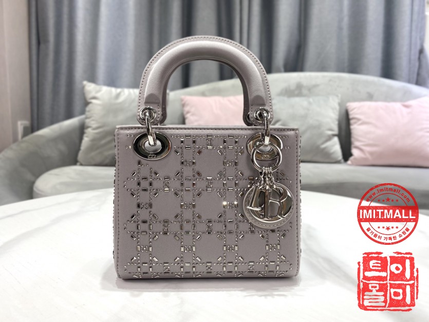 dior_xxxxx_big_00003.jpg
