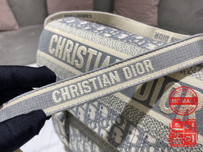 dior_xxxxx_big_00003.jpg