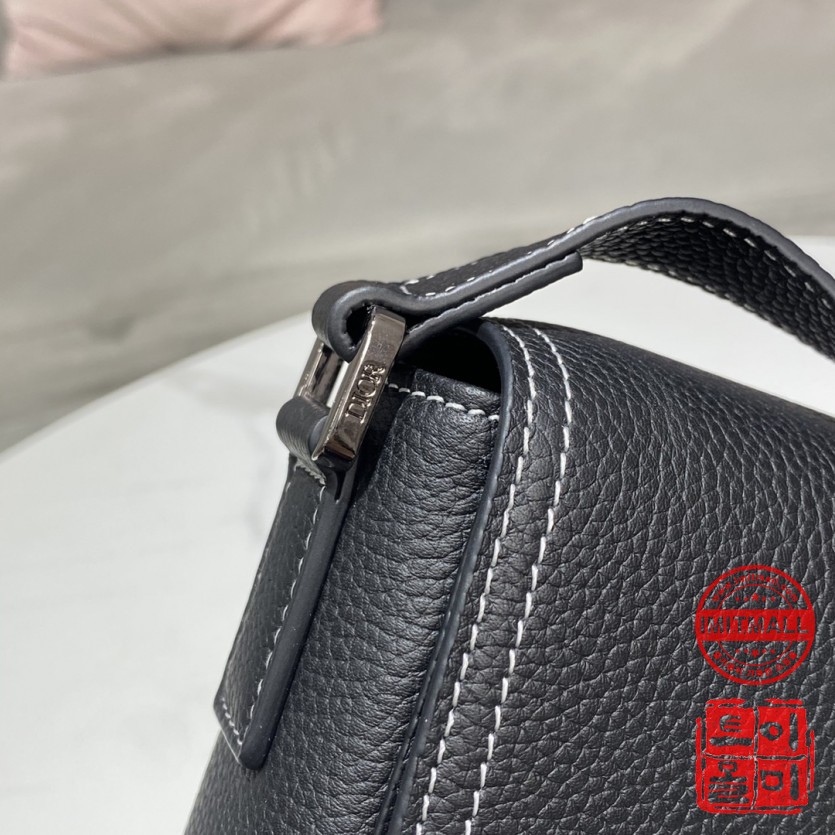 dior_xxxxx_big_00006.jpg