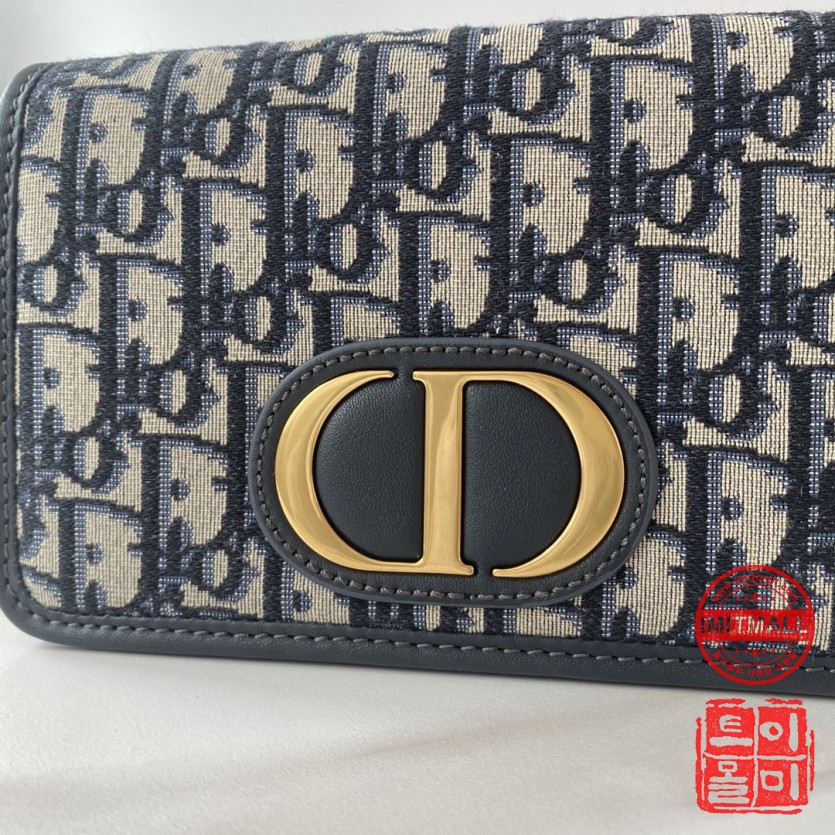 dior_xxxxx_big_00003.jpg