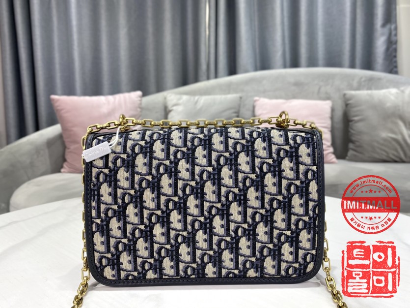dior_xxxxx_big_00003.jpg