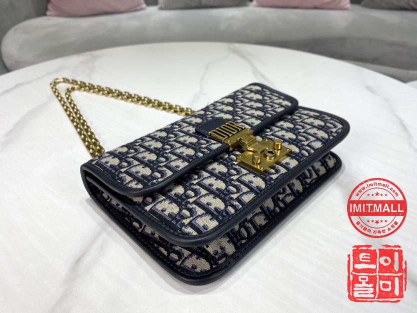 dior_xxxxx_big_00005.jpg