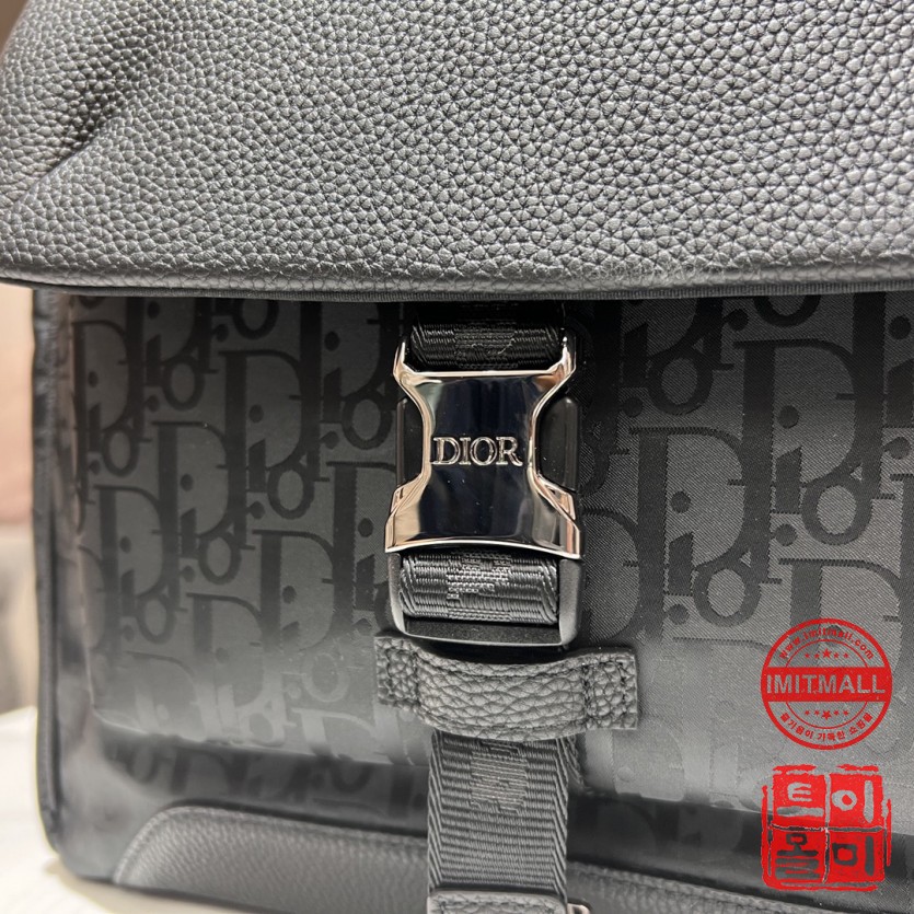 dior_xxxxx_big_00003.jpg