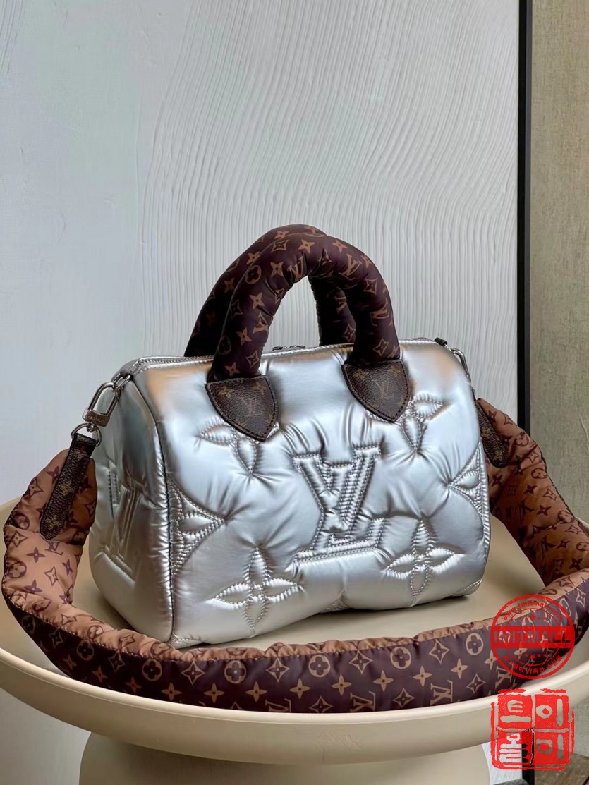 louis_vuitton_xxxxx_big_00001.jpg