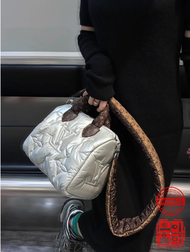 louis_vuitton_xxxxx_big_00010.jpg