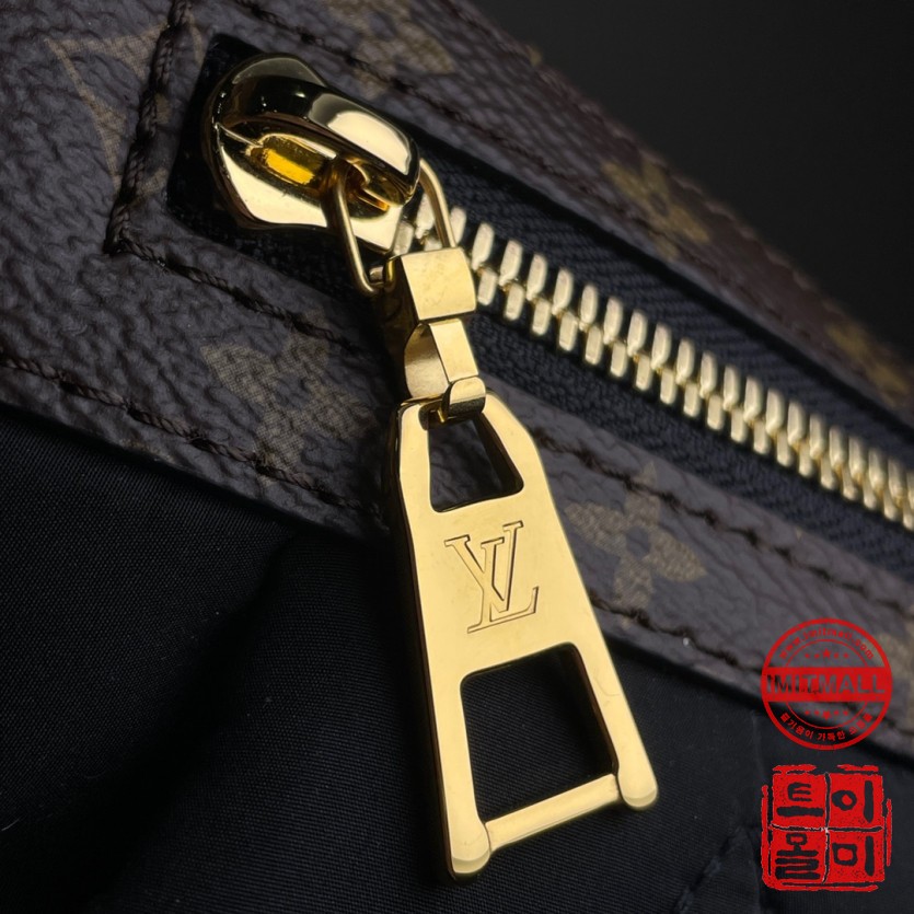 louis_vuitton_xxxxx_big_00007.jpg
