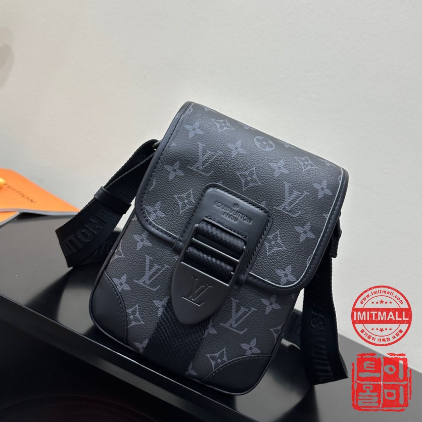 louis_vuitton_xxxxx_big_00001.jpg