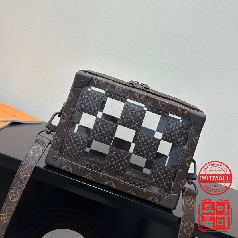 louis_vuitton_xxxxx_big_00001.jpg