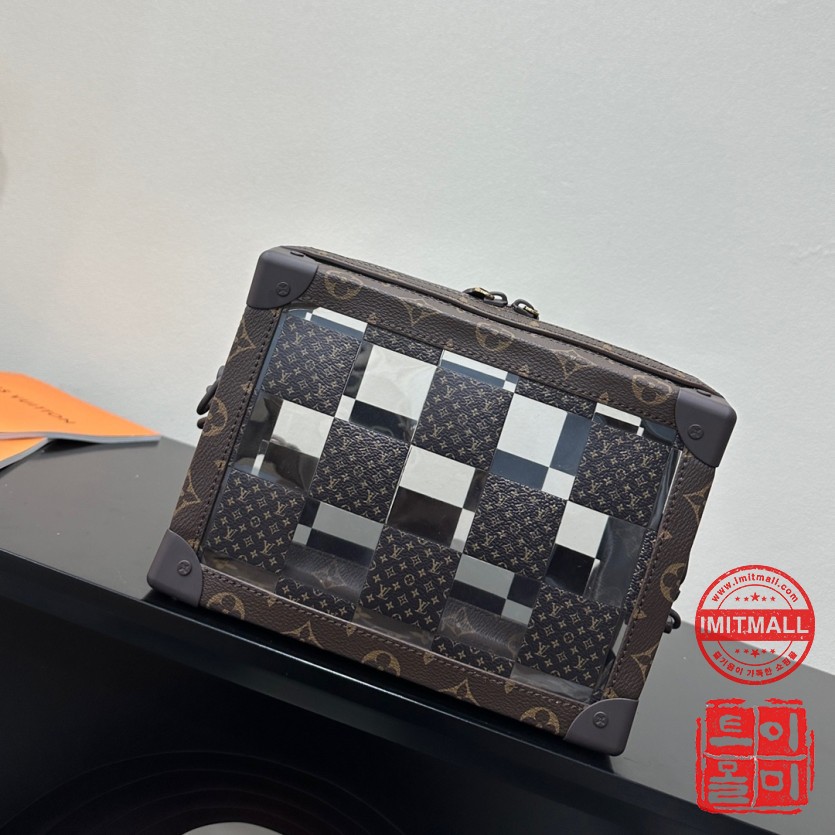 louis_vuitton_xxxxx_big_00002.jpg