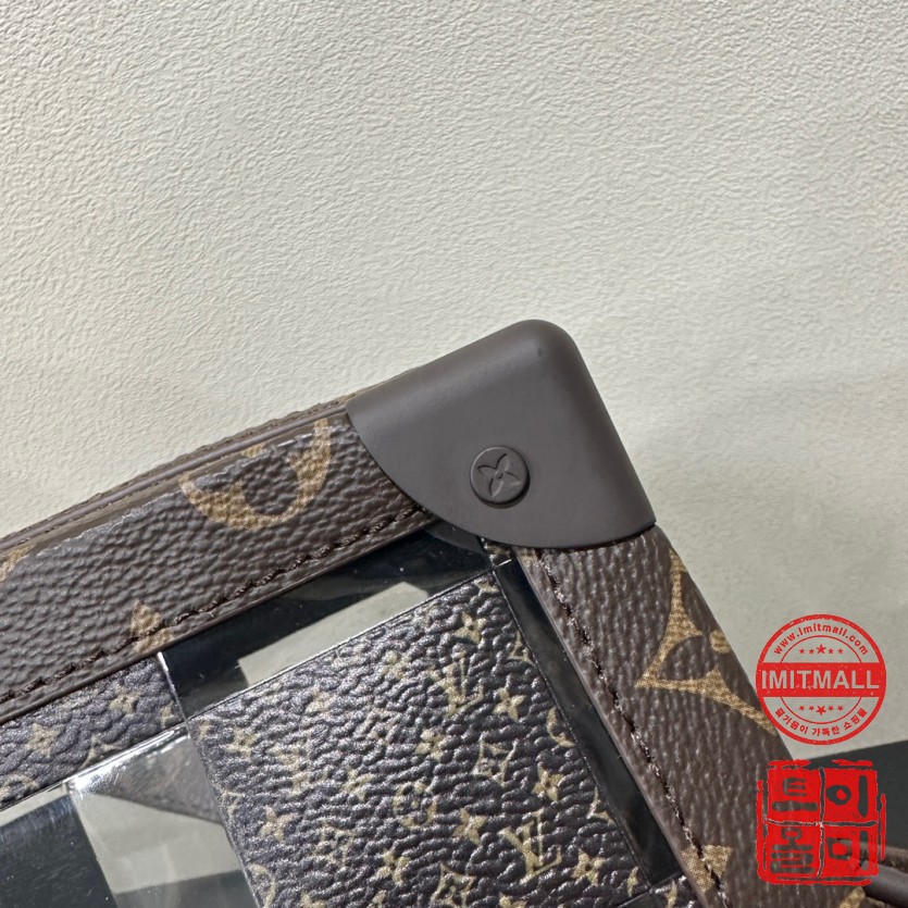 louis_vuitton_xxxxx_big_00006.jpg