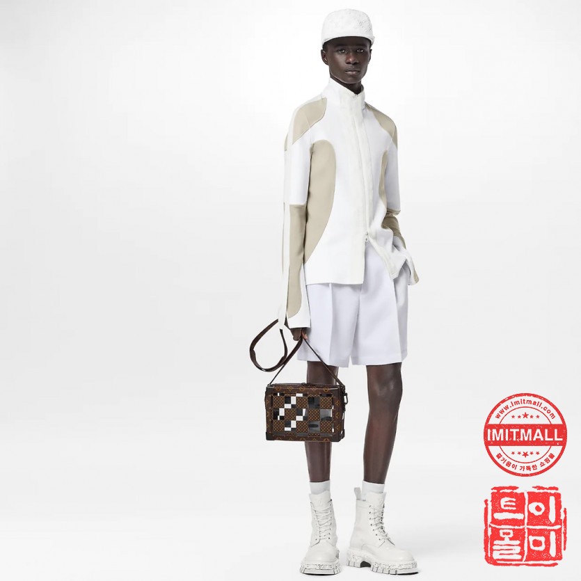 louis_vuitton_xxxxx_big_00010.jpg