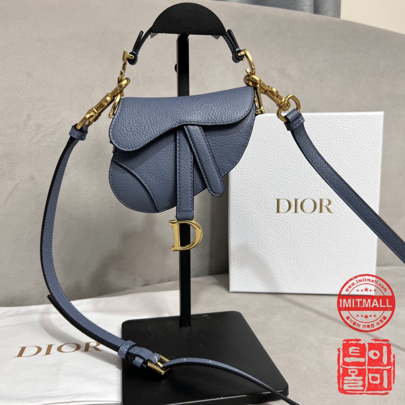 dior_xxxxx_big_00002.jpg