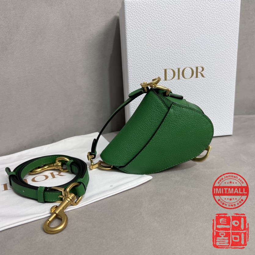 dior_xxxxx_big_00003.jpg