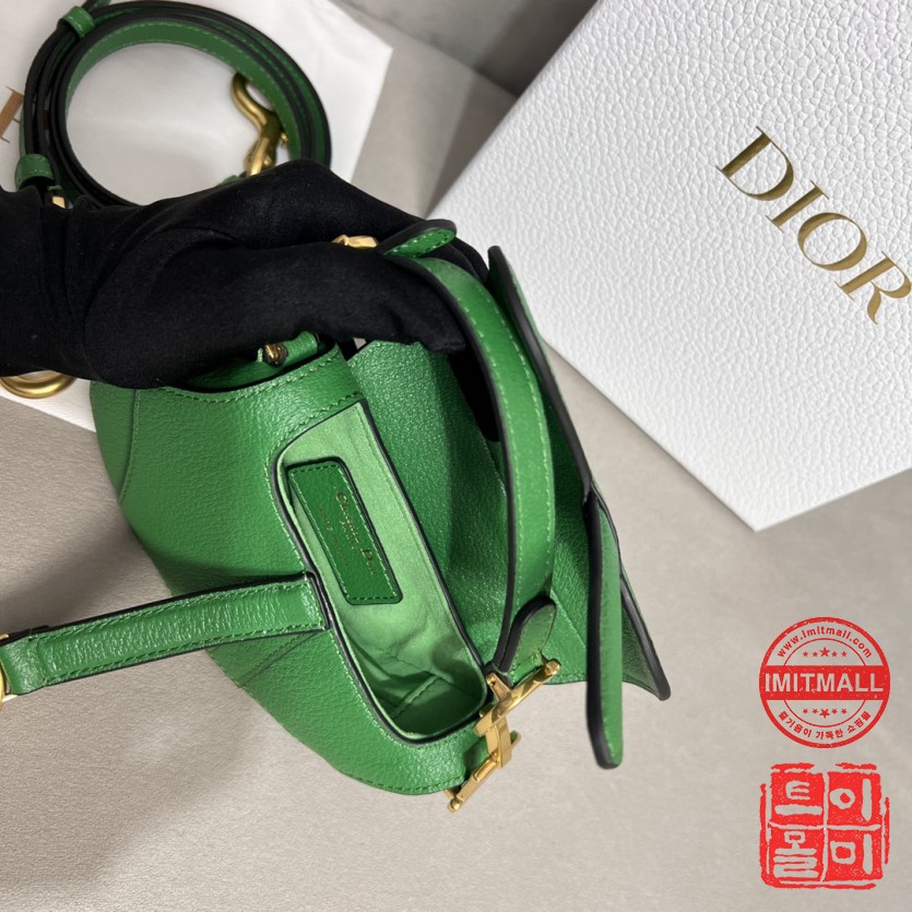 dior_xxxxx_big_00007.jpg
