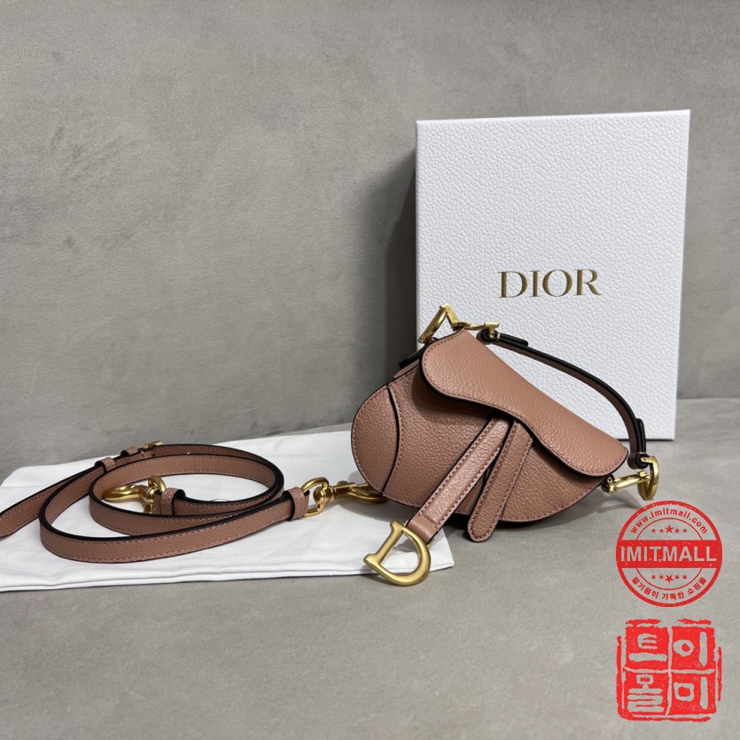 dior_xxxxx_big_00002.jpg