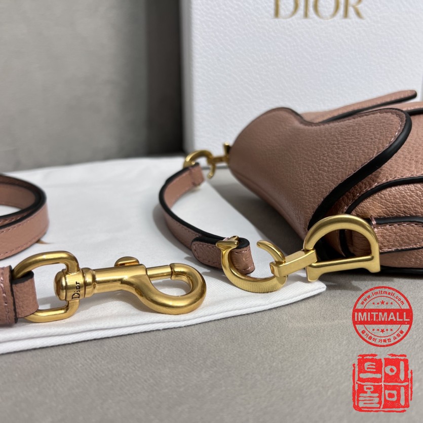 dior_xxxxx_big_00005.jpg