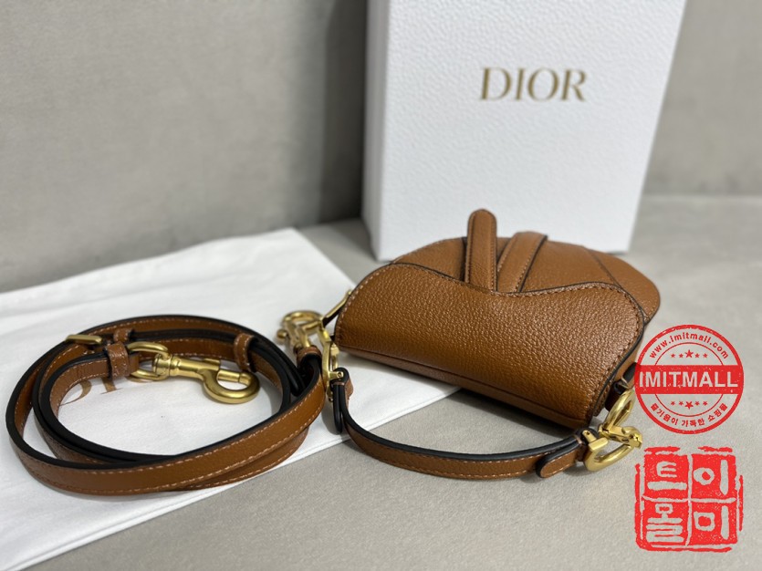 dior_xxxxx_big_00002.jpg