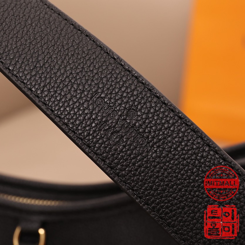 louis_vuitton_xxxxx_big_00012.jpg